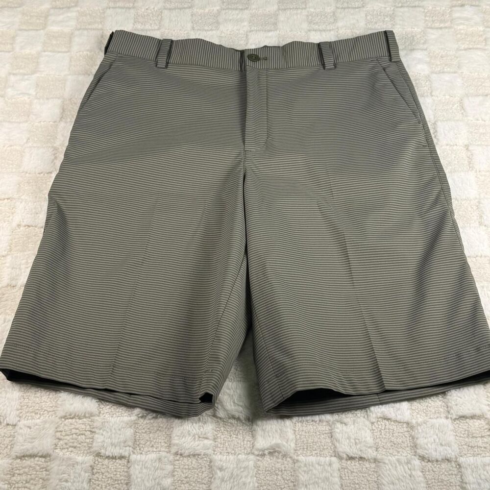 Nike Men's Khaki and White Shorts